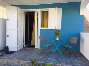 Appartement d'une chambre avec terrasse et wifi a Sainte Anne a 1 km de la plage, Sainte-Anne